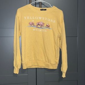 I’m selling this item cause I personally don’t wear it anymore!